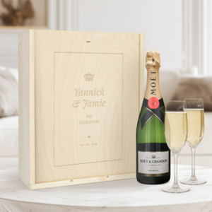 Champagnepakket met glazen - Moët & Chandon Brut - Gegraveerde deksel